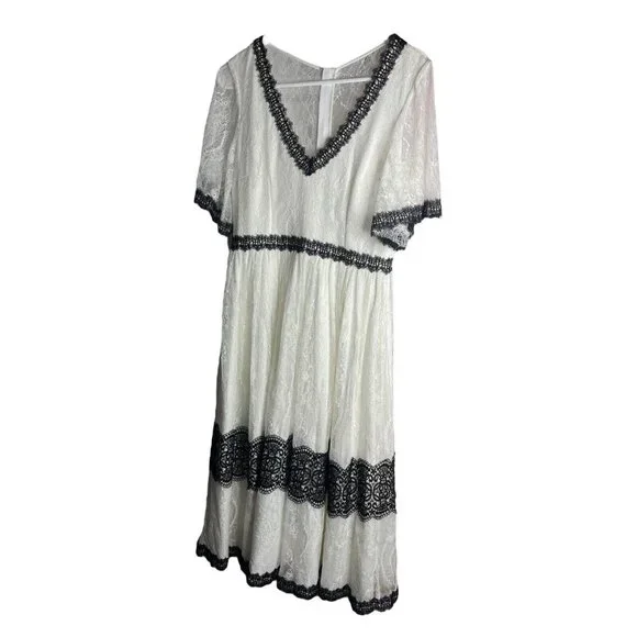Wolf And Badger Nissa Dress EU 40 US 8 White Black Lace V Neck MIDI Short Sleeve - Picture 2 of 11